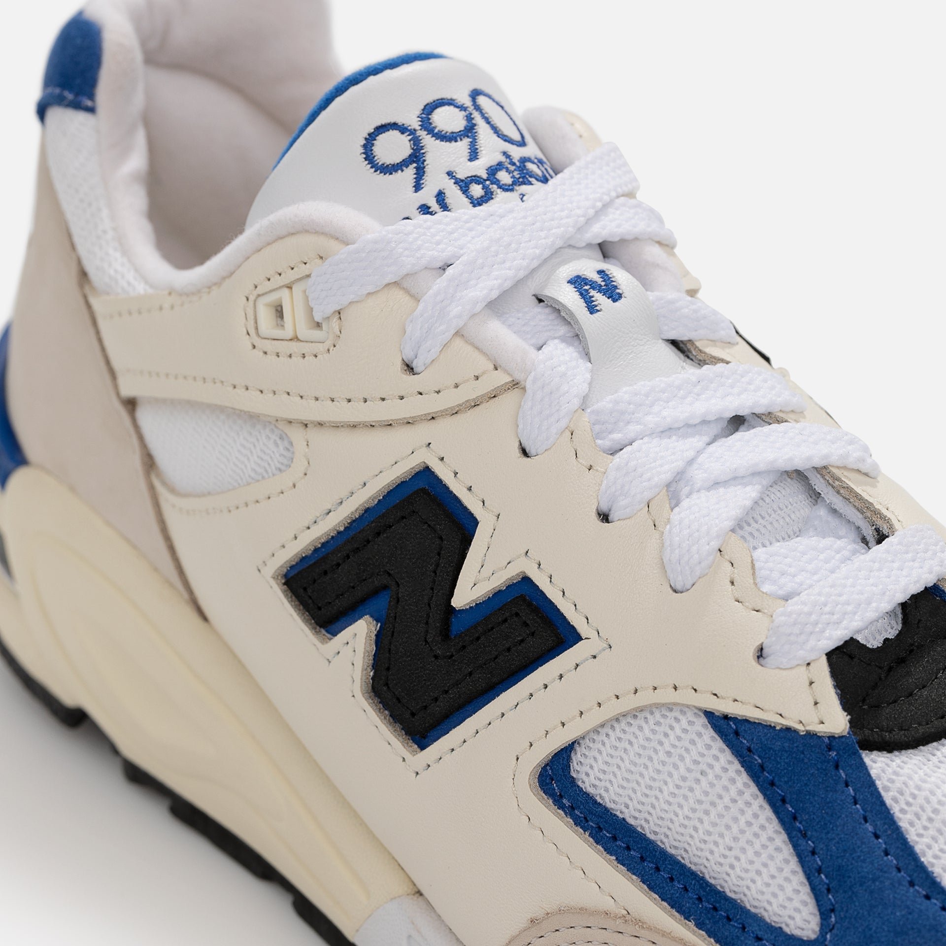 New Balance Made in USA 990V2 - White / Blue