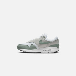 Nike air max 1 green white Clearance