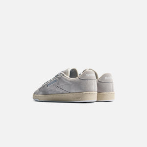 Fjerde Overskrift Albany Reebok Sneeze Club C Grounds - Cold Grey / Alabaster / Footwear White – Kith