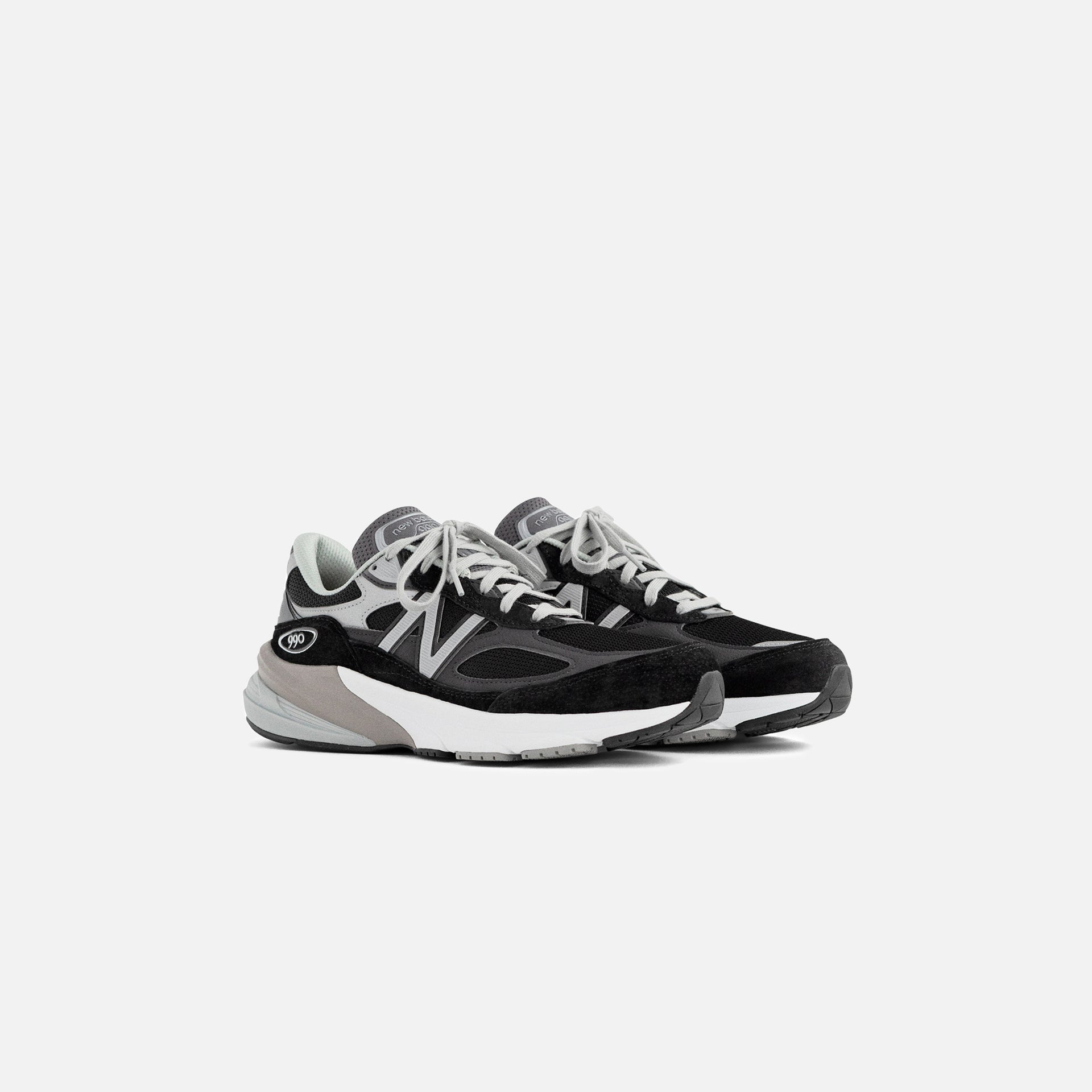 New Balance WMNS 990 V6 - Black